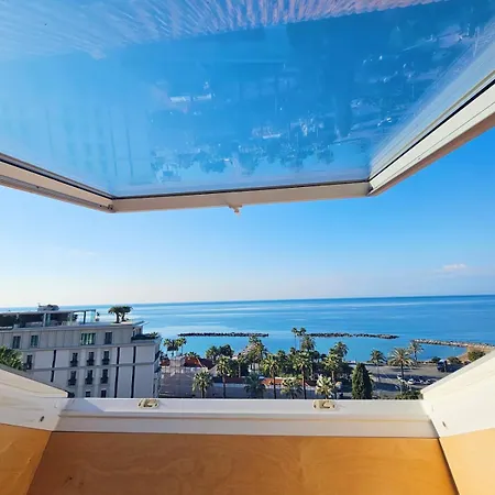 Διαμέρισμα Dolce Vita, Luxury & Sea View - Front Of Casino Σαν Ρέμο