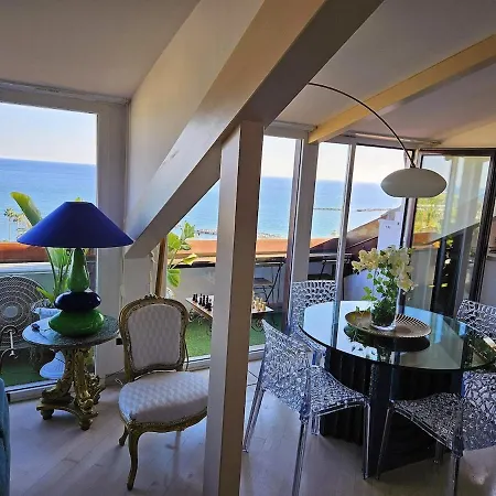 Dolce Vita, Luxury & Sea View - Front Of Casino