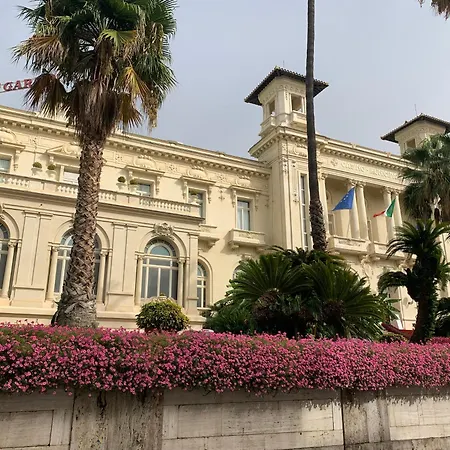 Dolce Vita, Luxury & Sea View - Front Of Casino *