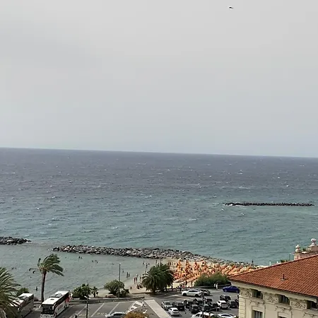 Dolce Vita, Luxury & Sea View - Front Of Casino Appartement *
