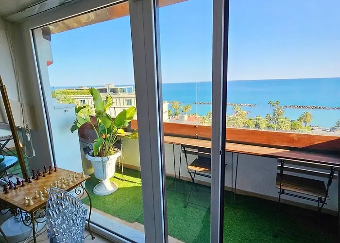 Dolce Vita, Luxury & Sea View - Front Of Casino *
